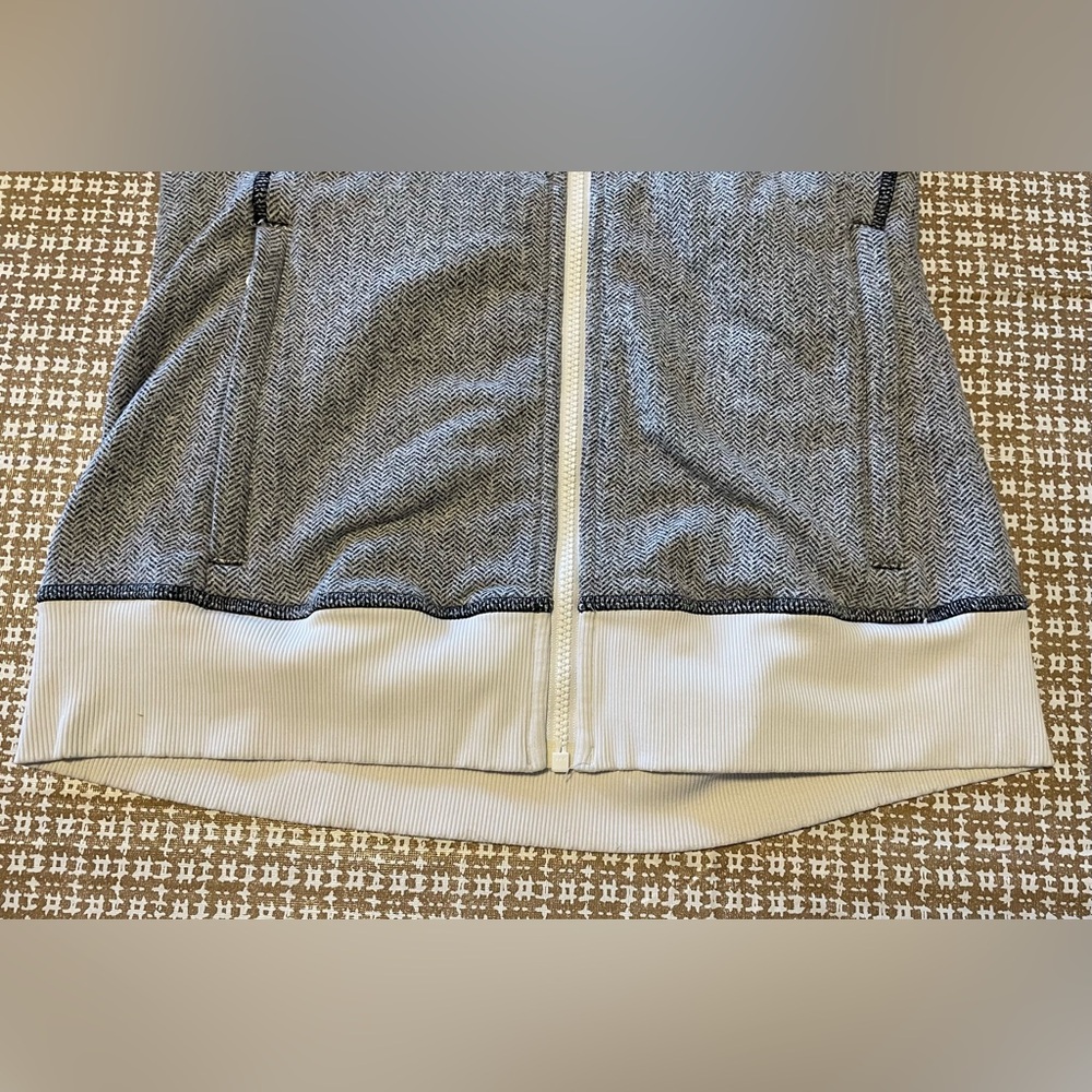 Lululemon Be Present Jacket Full Zip Heathered Gr… - image 10